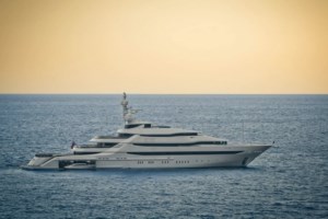 Η Ιταλία κατέσχεσε το εντυπωσιακό γιοτ του Ρώσου ολιγάρχη Αντρέι Μελνιτσένκο - Το μεγαλύτερο στον κόσμο [εικόνες - βίντεο] - εικόνα 3