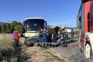 Μενίδι: Νεκρός ντελιβεράς σε τροχαίο - Τον συνέθλιψε νταλίκα