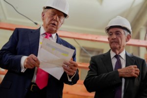 Συνάντηση Τραμπ - Φον ντερ Λάιεν στη Σκωτία για τους δασμούς - "50-50 ή λιγότερες οι πιθανότητες για συμφωνία" - εικόνα 3