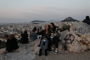 Σαρηγιάννης - Λουκίδης για την πανδημία μετά το Πάσχα: Με καθυστέρηση η αποκλιμάκωση  - Αναγκαίος ο στρατηγικός σχεδιασμός - εικόνα 2