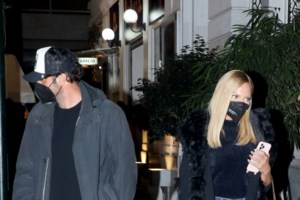 MadWalk 2021: Η καλή, η κακή και η άσχημη - Όλες οι εμφανίσεις στο κόκκινο χαλί - εικόνα 23