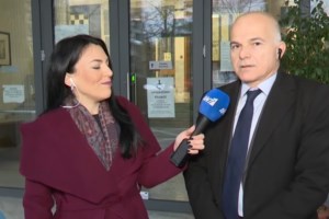 Τέμπη - Δίκη για βίντεο: Εξοργισμένοι Ψαρόπουλος και Καπερνάρος με το νέο σόου της Κωνσταντοπούλου -  "Ντρέπομαι"