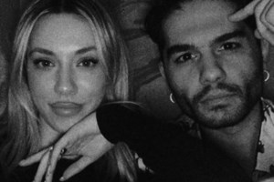 Χρήστος Μάστορας: Αποκάλυψε το πρόβλημα υγείας - Φωτογραφίες από το νοσοκομείο και οι "δύο δύσκολες τελευταίες εβδομάδες"