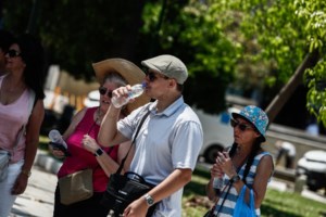 Ο καύσωνας ανεβάζει τον λογαριασμό του ρεύματος- Πόσο μας κοστίζει την ημέρα το κλιματιστικό