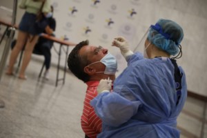 Θεσσαλονίκη: Συγκέντρωση διαμαρτυρίας υγειονομικών κατά της υποχρεωτικότητας του εμβολιασμού- Είναι "πειραματικό" λένε...