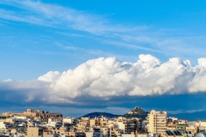 Καιρός: Μικρή άνοδος της θερμοκρασίας σήμερα Σάββατο - Σε ποιες περιοχές θα βρέξει