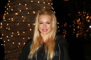 Βίκυ Κάβουρα: Επιβεβαίωσε τη σχέση της με τον Γιώργο Τζαβέλλα - Η τρυφερή ανάρτηση - εικόνα 3