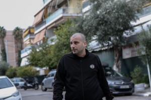 Συναγερμός στη Νέα Φιλαδέλφεια: Ήπιε, έβγαλε όπλο και άρχισε να πυροβολεί στον άερα