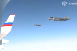 Ο Τραμπ προσκάλεσε και τους Ευρωπαίους ηγέτες στη συνάντηση με τον Ζελένσκι - Ο Πούτιν ζητά το Ντονέτσκ - Τι δίνει