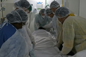 Θετικά στον κορονοϊό τρία στελέχη του ΕΟΔΥ στο Κέντρο Φιλοξενίας Προσφύγων στην Μυρσίνη - εικόνα 2