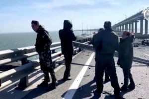 Αυτός είναι ο οδηγός του φορτηγού που εξερράγη στην γέφυρα της Κριμαίας - Επίθεση καμικάζι ή θύμα της έκρηξης; [εικόνες] - εικόνα 5