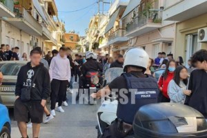 ΕΠΑΛ Ευόσμου: "Η κ@ριόλ@ έβγαλε βίντεο" - Μαρτυρία "γροθιά" της δημοσιογράφου που κυνηγούσαν με καδρόνια οι ακροδεξιοί - εικόνα 4