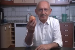 Προεκλογική εκστρατεία Ερντογάν με "κερασάκι" τη μείωση του πληθωρισμού - Δημοσκόπηση του δίνει προβάδισμα δύο μονάδων