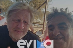 Αποκλεισμένος στο Πήλιο και ο πατέρας του Μπόρις Τζόνσον - Το βίντεο καταστροφής που ανέβασε