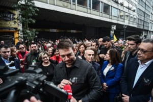 Χάρης Δούκας για τα ονόματα των θυμάτων των Τεμπών που σβήστηκαν: Μία συγγνώμη δεν είναι αρκετή - Δημιουργία μνημείου