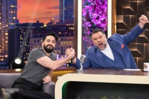 Διονύσης Ατζαράκης: Το βίντεο για την υπόθεση του Κολωνού - "Φεύγω από τη χώρα - Άμε και στον διάολο"