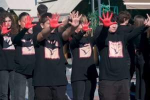 Βόλος: Γρονθοκόπησε τη σύζυγό του μέχρι λιποθυμίας επειδή δέχτηκε ένα... δώρο