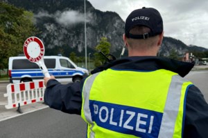 Αύξηση 100% στις μεταναστευτικές ροές διά θαλάσσης - Έως και 5.500 ευρώ ζητούν οι διακινητές, έρχονται με νέα ταχύπλοα σκάφη [βίντεο] - εικόνα 3