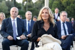 Οι ΗΠΑ γυρίζουν 150 χρόνια πίσω: 25 Πολιτείες θα απαγορεύσουν τις αμβλώσεις μετά την απόφαση του Ανωτάτου Δικαστηρίου - εικόνα 6