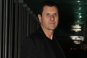 Γιάννης Μάρκου: Συγκλονίζει μέσα από το νοσοκομείο - Ηθελε να σκοτώσει, με μαχαίρωνε και γύριζε δεξιόστροφα τον σουγιά - εικόνα 3