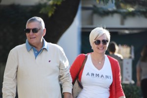 Γιώργος Τράγκας: "Την πατήσαμε γιατί ήμασταν οι πρόθυμοι ηλίθιοι, δεν έχω ούτε μαντήλι να κλάψω", λέει ο συνεργάτης του