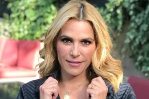 Τζένη Μπότση: Χειρουργήθηκε η κόρη της, Αλίκη - Η φωτογραφία από το νοσοκομείο - εικόνα 2