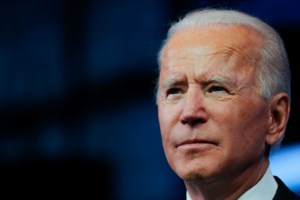 ΗΠΑ- Συγκλονιστικές φωτό: Oπαδoί του Τραμπ επιτίθενται και κακοποιούν αφροαμερικανούς ακτιβιστές [εικόνες] - εικόνα 3