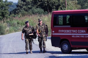 Συντριβή Antonov: Δεν εντοπίσθηκε επικίνδυνη ουσία - Βρέθηκαν δύο σοροί - Ανασύρθηκε άθικτη η μία [εικόνες] - εικόνα 4