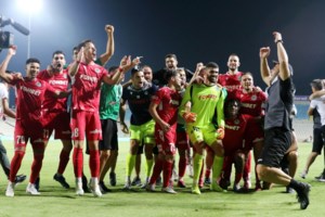 Europa League: Κατώτεροι των περιστάσεων Άρης και ΟΦΗ - Αποκλείστηκαν και οι δύο - εικόνα 3