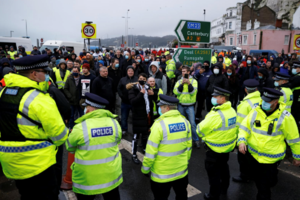 Κορονοϊός: Συναγερμός στη Βρετανία - Βρέθηκε και δεύτερη μετάλλαξη του ιού - Είναι "πιο μεταδοτική"
