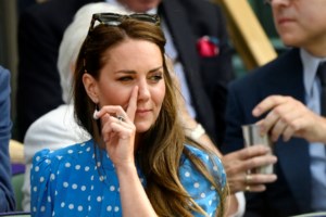 Φωτεινή Δάρρα: Το απίθανο φόρεμα στο Ηρώδειο και η σπάνια εμφάνιση με τον σύζυγό της - εικόνα 11