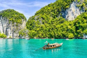 Ταϊλάνδη: Ο πρωθυπουργός... ψέκασε τους δημοσιογράφους που του έκαναν ενοχλητικές ερωτήσεις [βίντεο]