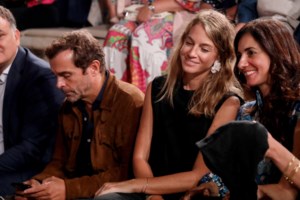 Αλεξία Βαρδινογιάννη: Η σπάνια δημόσια εμφάνιση της συζύγου του Νίκου Β. Βαρδινογιάννη - εικόνα 11