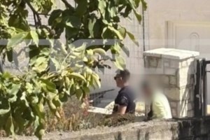 Βοιωτία: Αυτός είναι ο απόμερος στάβλος όπου η 62χρονη έθαψε τη μητέρα της - Αναζητείται ο συνεργός της [βίντεο] - εικόνα 4