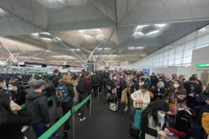 Νέα μέτρα στη Βρετανία λόγω μετάλλαξης Όμικρον: Τι ισχύει από σήμερα - εικόνα 3