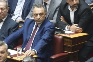 Κικίλιας για υποψηφιότητα Τασούλα: Με την ευγένεια και το χιούμορ του ξεπεράστηκαν πολλές δυσκολίες στη Βουλή
