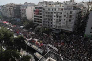 Ιστορική απόφαση: Ενοχοι για εγκληματική οργάνωση οι ηγέτες της Χρυσής Αυγής- Φυλακή για Μιχαλολιάκο- Κασιδιάρη