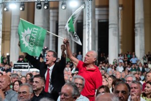 ΠΑΣΟΚ: Ο Παύλος Γερουλάνος παρουσίασε από τη Θεσσαλονίκη το σχέδιο για την "Αναγέννηση της Πατρίδας" - εικόνα 6