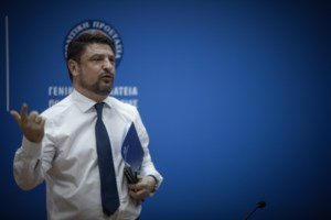 Τα νέα πρόστιμα της αστυνομίας: 31 παραβάσεις για μη τήρηση αποστάσεων και μη χρήση μάσκας