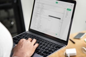 ΟΑΕΔ: Πότε θα πληρωθεί το Δώρο Πάσχα και τα επιδόματα - εικόνα 2