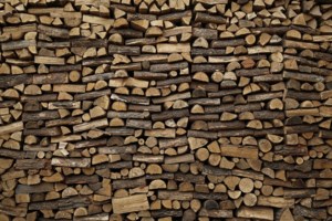 Δωρεάν καυσόξυλα στους δημότες θα μοιράσει ο δήμος Γλυφάδας - εικόνα 2