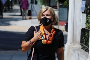 Αρχιεπίσκοπος Ιερώνυμος: Με στίχους του Γιάννη Κότσιρα το μήνυμά του στους μαθητές για τη νέα σχολική χρονιά - εικόνα 3