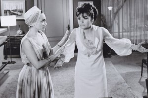 Κούκλοι: Ο Νίκος Κούρκουλος με τον γιο του, Αλκη στα '90s, με το ίδιο ύφος - Σπάνια φωτογραφία - εικόνα 2