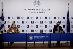 Αποκαλυπτικός Μόσιαλος: Όσα μάθαμε και όσα δεν μάθαμε από τον ΕΜΑ για το εμβόλιο της AstraZeneca