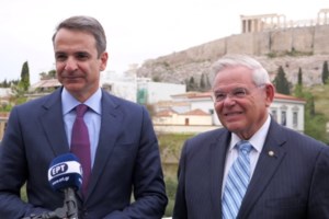 Βοστόνη:  Ο Δήμος απομακρύνει άγαλμα του Λίνκολν με έναν σκλάβο γονατισμένο μπροστά του [Εικόνα]