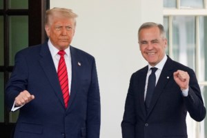 ΗΠΑ: Ο Τραμπ δηλώνει πως θα αυξήσει τους δασμούς στον εισαγόμενο χάλυβα στο 50% - εικόνα 3