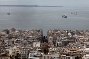 Σαν τη Χαλκιδική μετά το lockdown δεν... έχει: Σημειωτόν η πρώτη έξοδος, μεγάλο μποτιλιάρισμα [εικόνες - βίντεο] - εικόνα 4