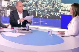 Σόου Λατινοπούλου στον ΣΚΑΪ: Μιμήθηκε την Κωνσταντοπούλου, σηκώθηκε και τραβούσε βίντεο -Αφωνοι Παυλόπουλος, Οικονόμου - εικόνα 2