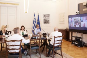 Τι είναι το "τρίγωνο του διαβόλου" που προκαλεί την ταχύτατη εξάπλωση των πυρκαγιών - Ο αρχηγός της Πυροσβεστικής εξηγεί