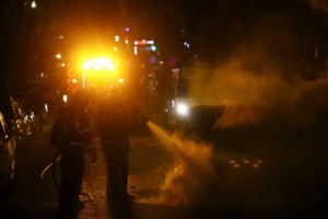 Γαλλία: Eπεισόδια, 1.000 συλλήψεις και τουλάχιστον τρεις τραυματίες - Χαμός σε πολλές πόλεις - εικόνα 3